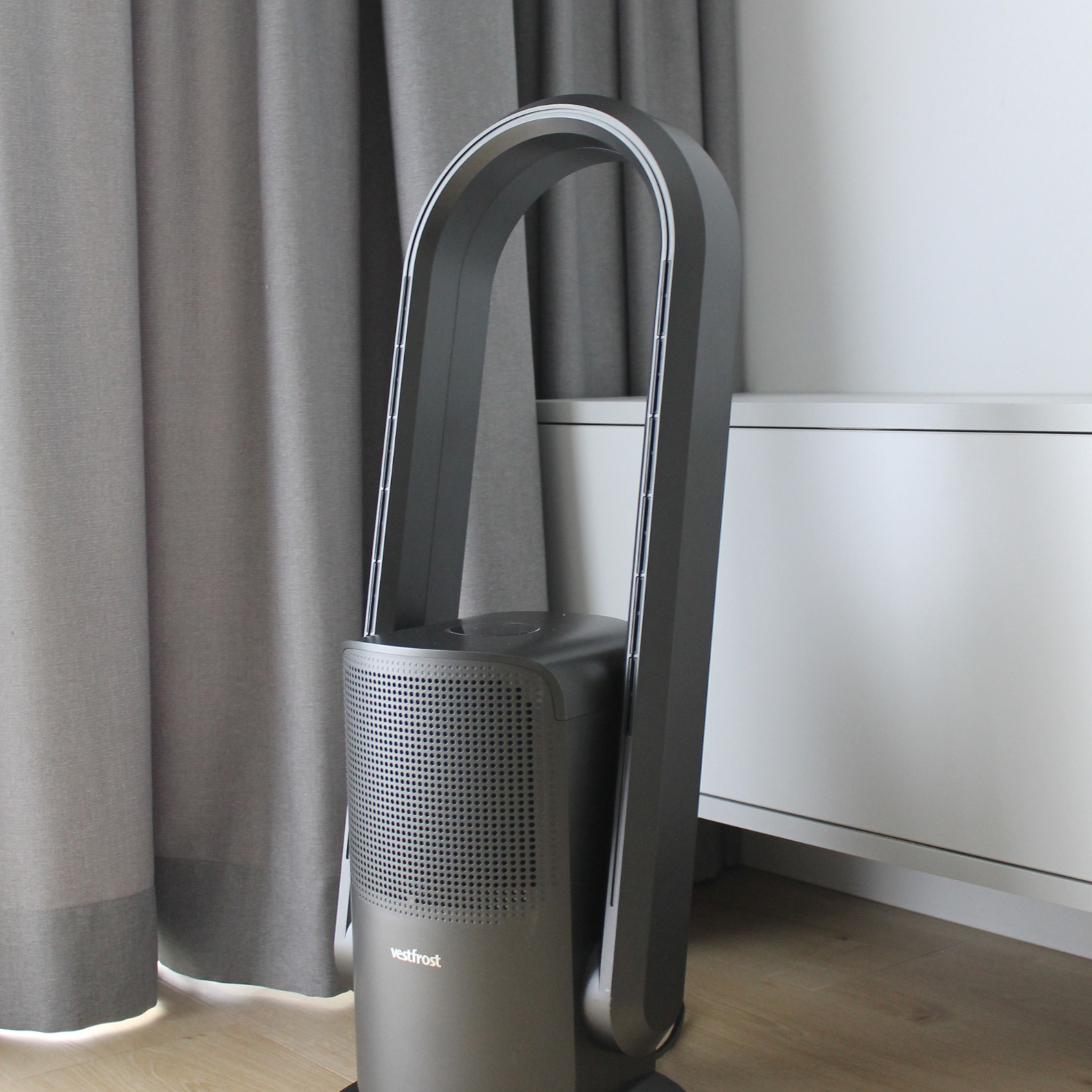 Vestfrost VP‐B1H50GP - Oczyszczacz powietrza z wentylatorem